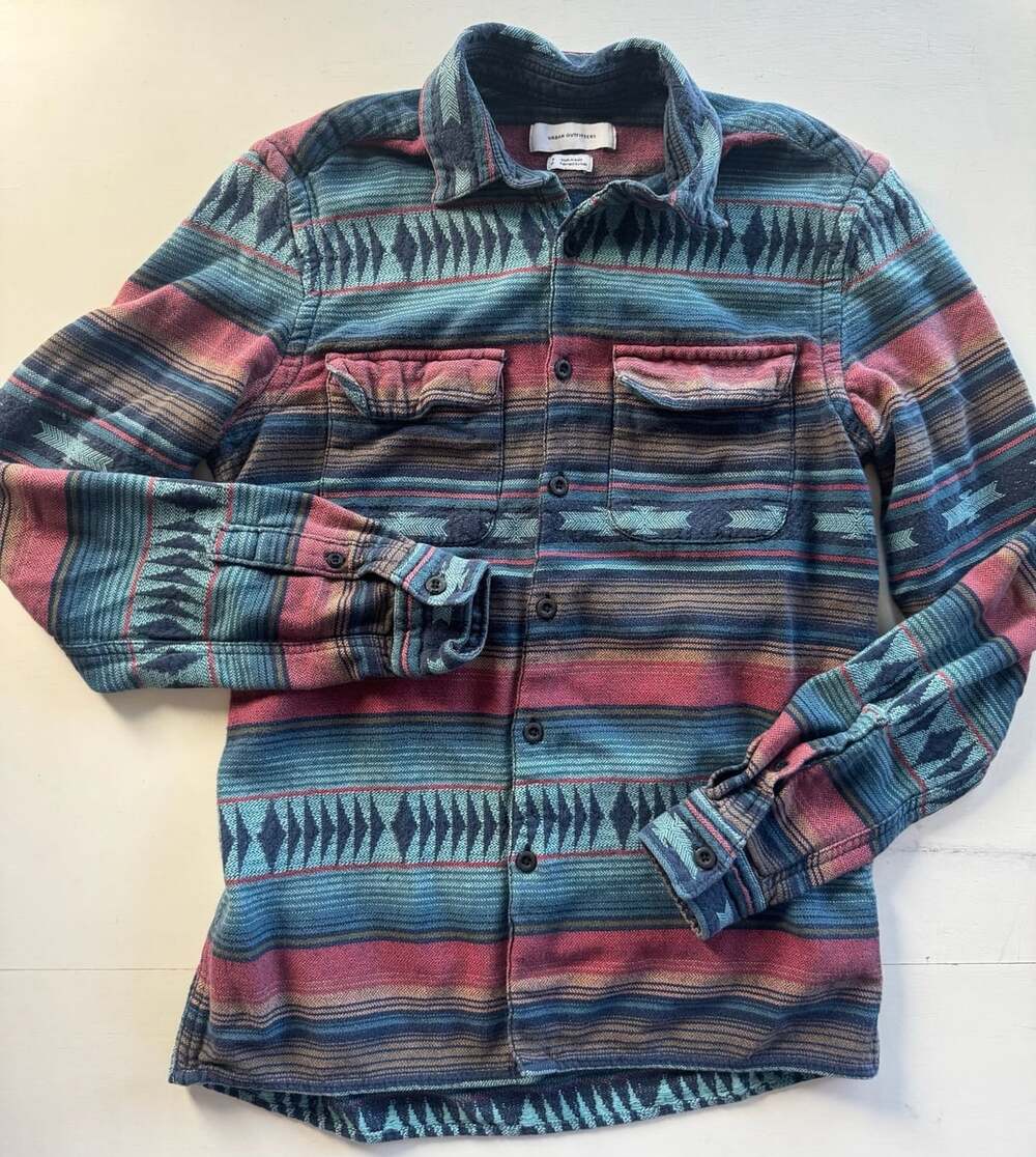 Urban Outfitters Southwestern Flannel Shirt Size S Multicolor Geometric Shirt